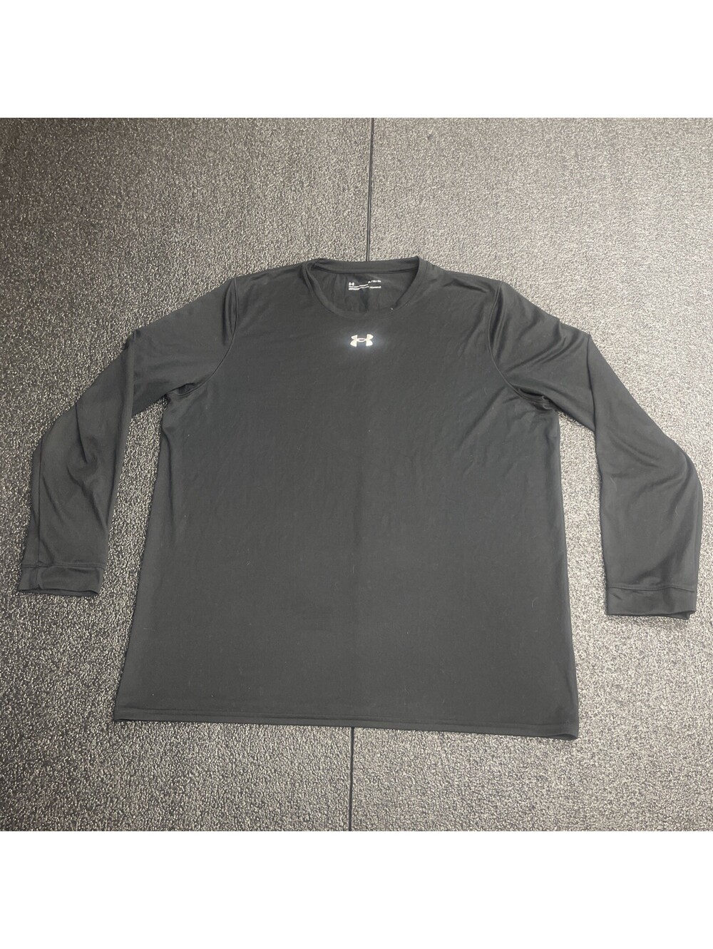 Under Armour HeatGear Long Sleeve Men's Black XL lightweight Thin Shirt